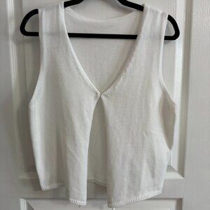 White Knit Sleeveless V-Neck Vest – Minimal & Timeless